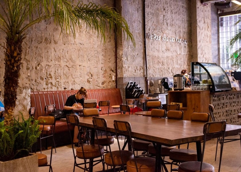 Quán với hương vị cafe đậm đà, cuốn hút