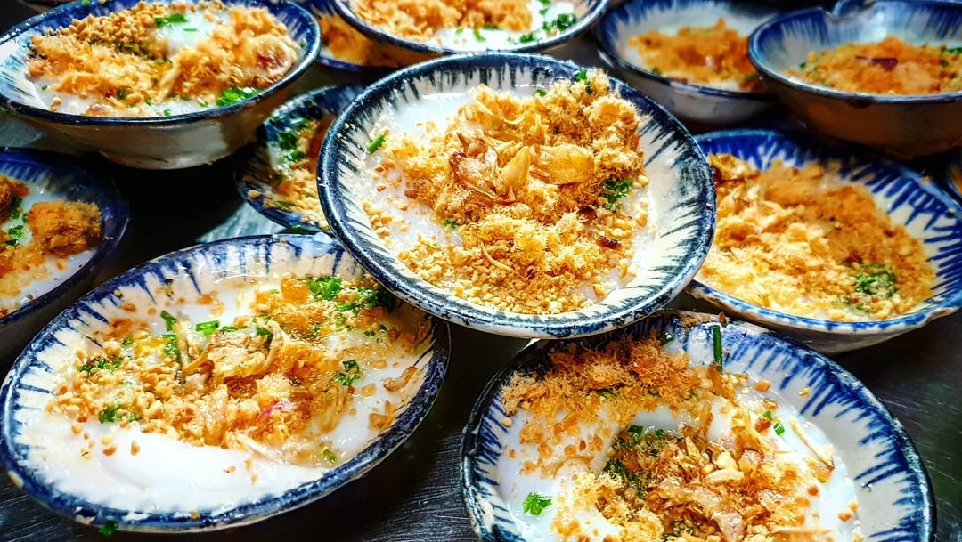 Học cách thưởng thức bánh bèo Quy Nhơn đúng cách để tận hưởng trọn vẹn vị ngon