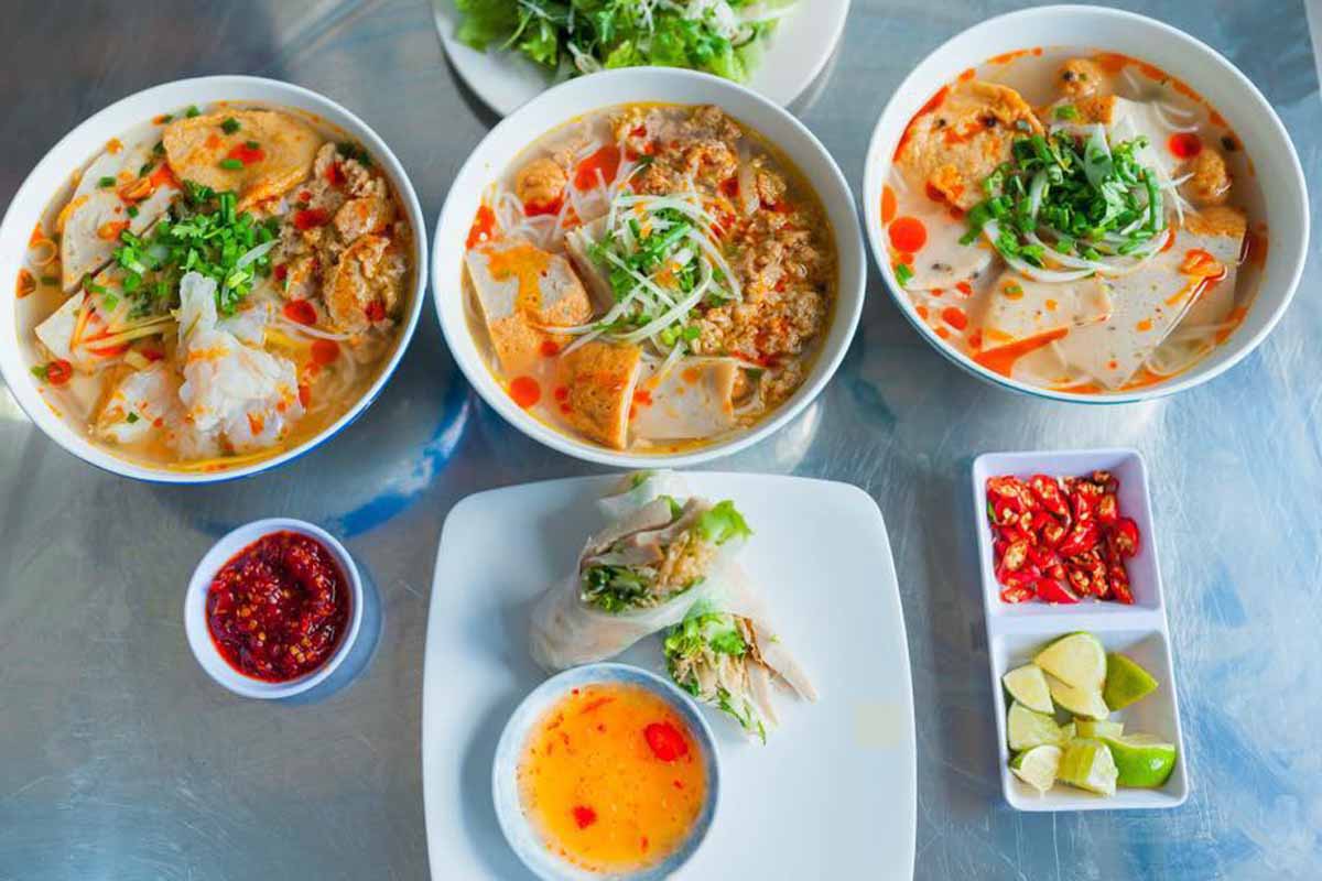 Món bún chả cá Quy Nhơn ở quán cô Lan thơm ngon, giá cả phải chăng