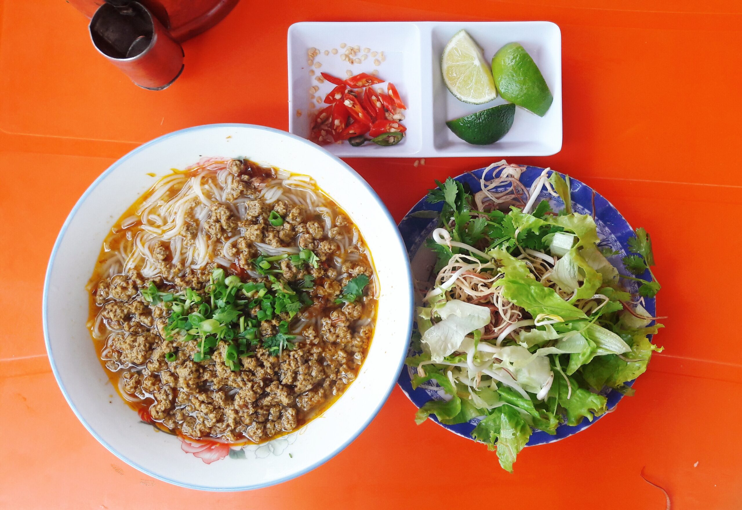 Bún rạm ở đây được đánh giá ngon miệng, vừa vặn khẩu vị