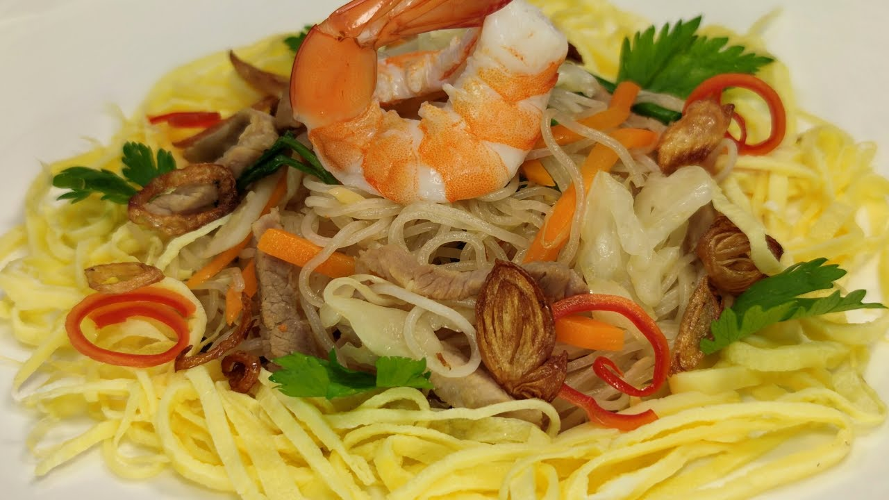 Bún song thằn tôm thịt nấm có hương vị đậm đà, thơm ngon