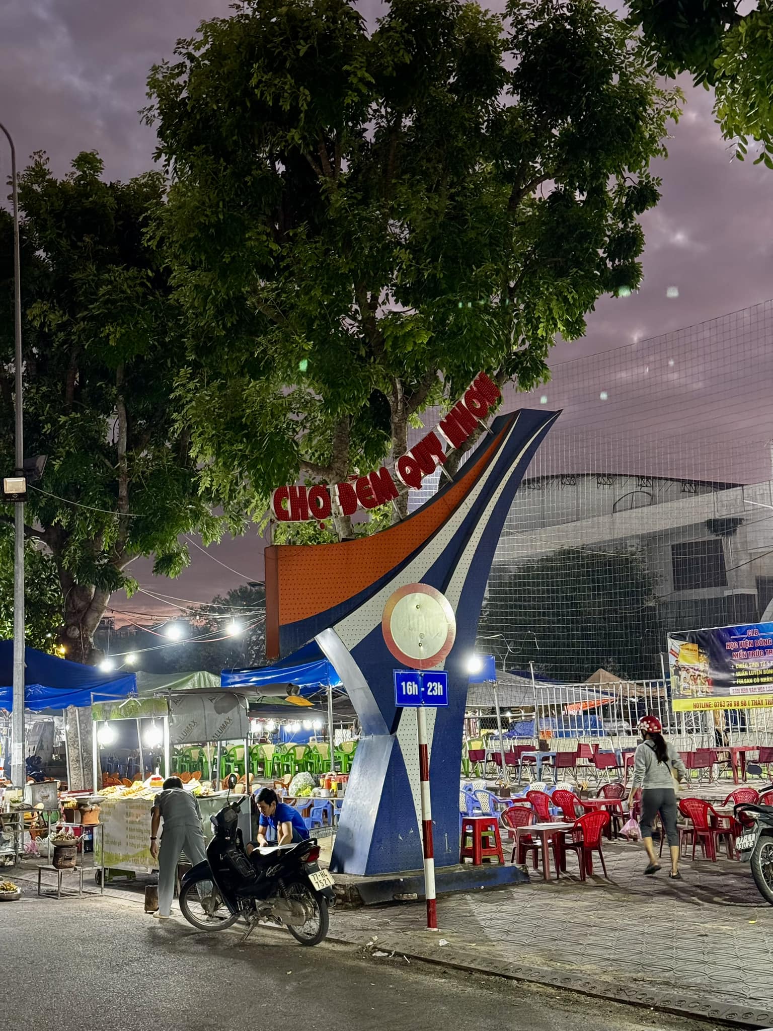 Du khách nên hỏi giá trước khi mua để tránh bị chặt chém