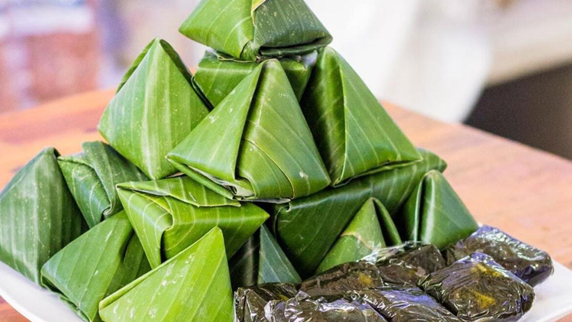 Nếu có dịp đến Quy Nhơn, đừng quên thưởng thức bánh ít lá gai và mua về làm quà