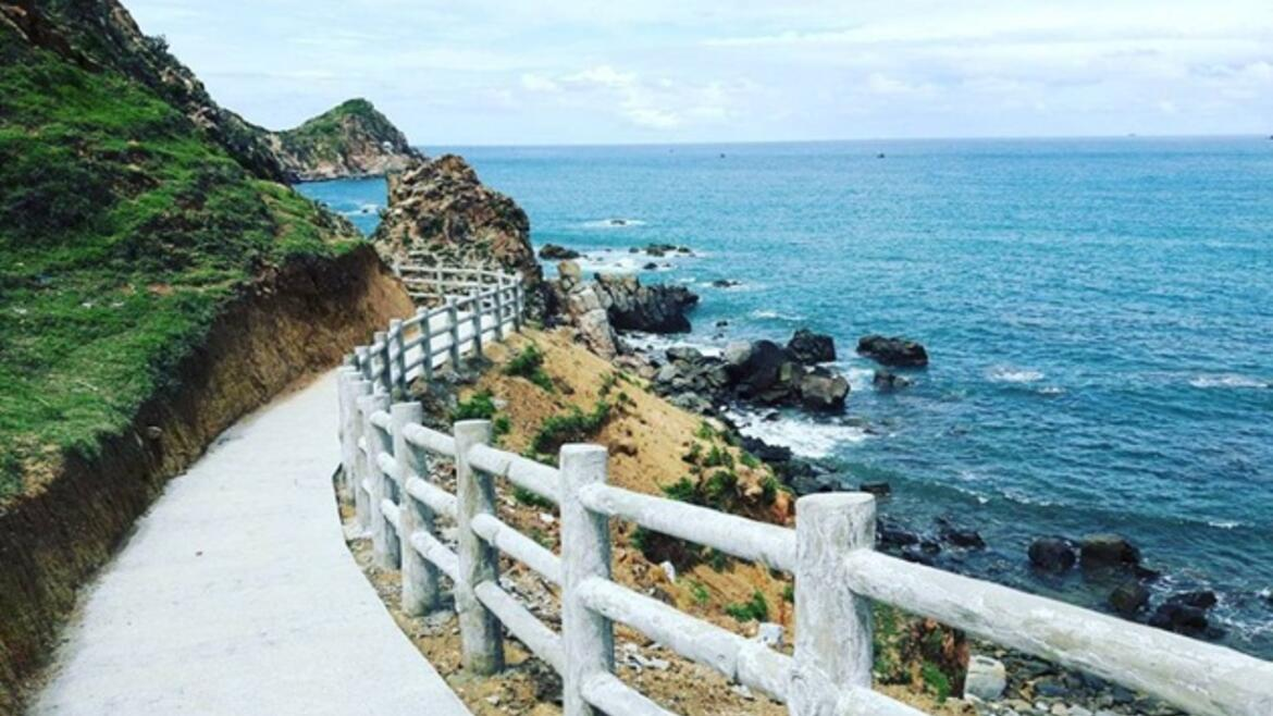 Eo Gió là địa điểm lý tưởng cho những du khách đam mê chụp ảnh