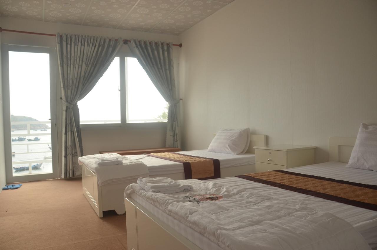 Căn phòng đơn giản, xinh xắn view biển