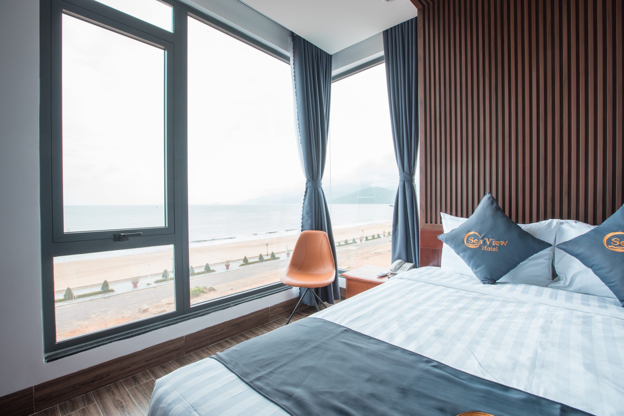 Xem Sát ngày bờ biển