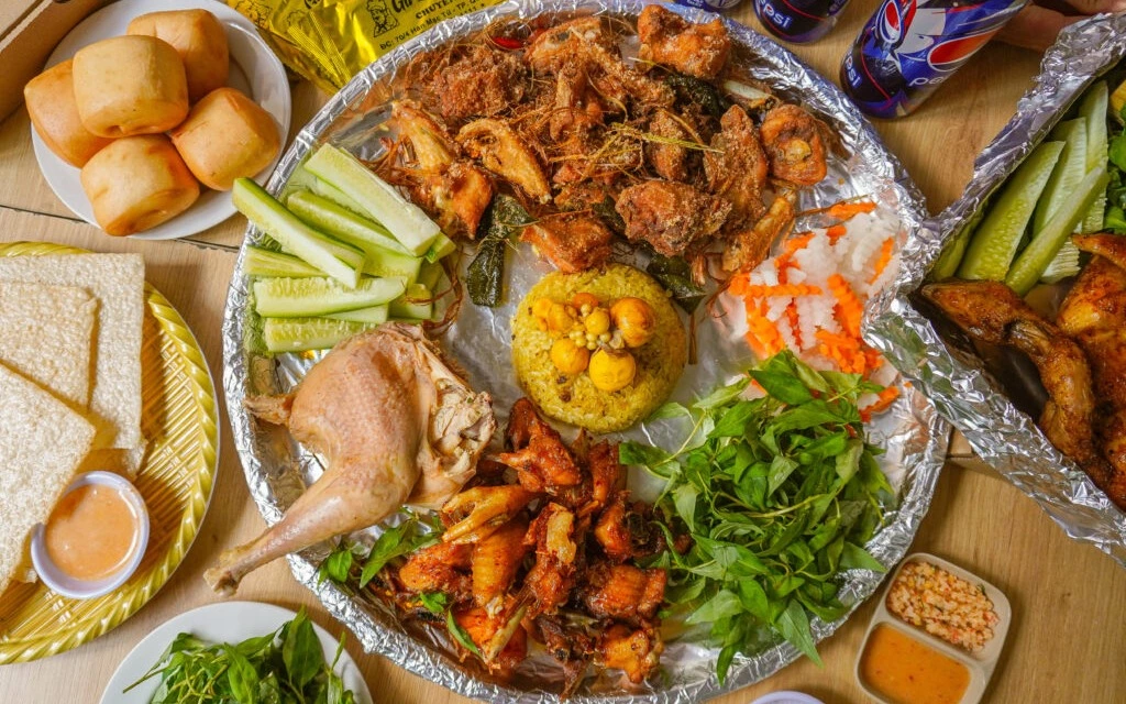 Món ăn đặc sản Quy Nhơn có tên gọi độc đáo “gà chỉ”