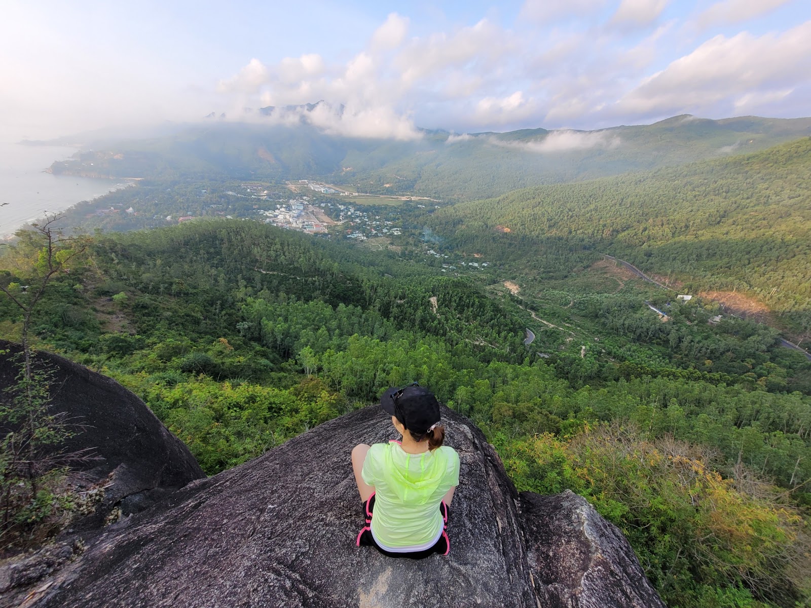 Núi Xuân nổi tiếng với vẻ đẹp hữu tình