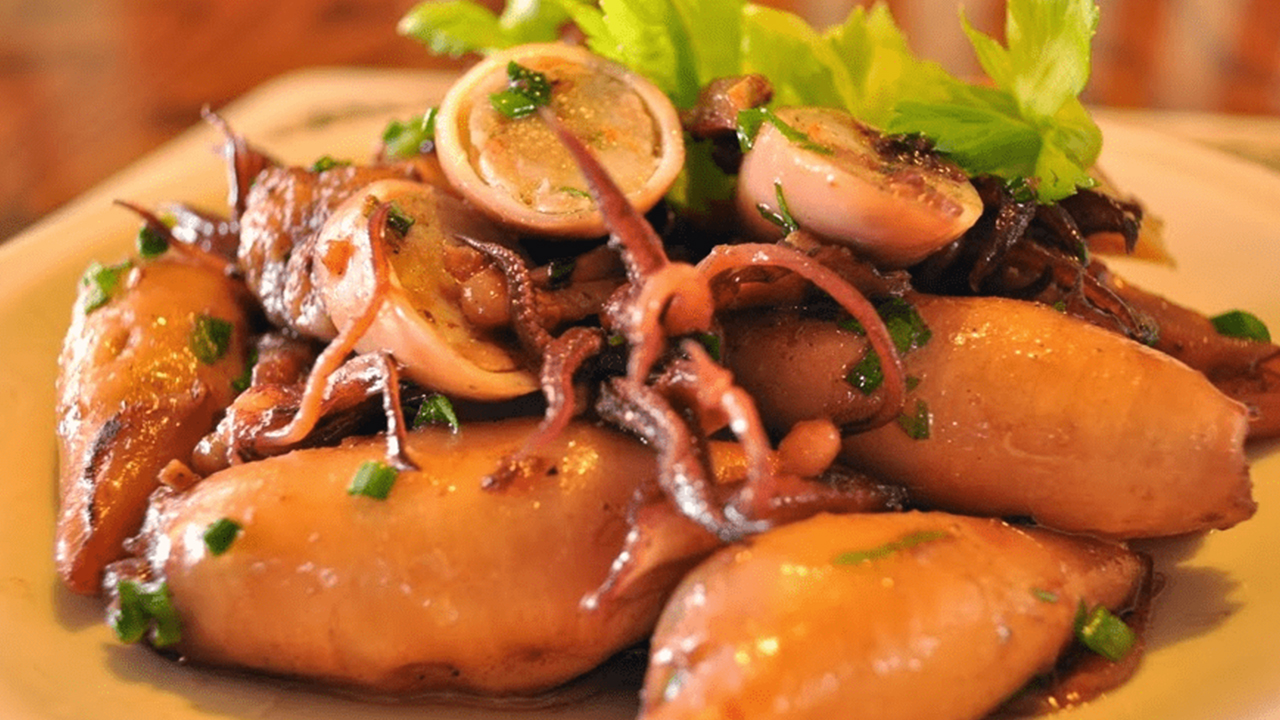 Mực rim có vị mặn ngọt ăn rất cuốn