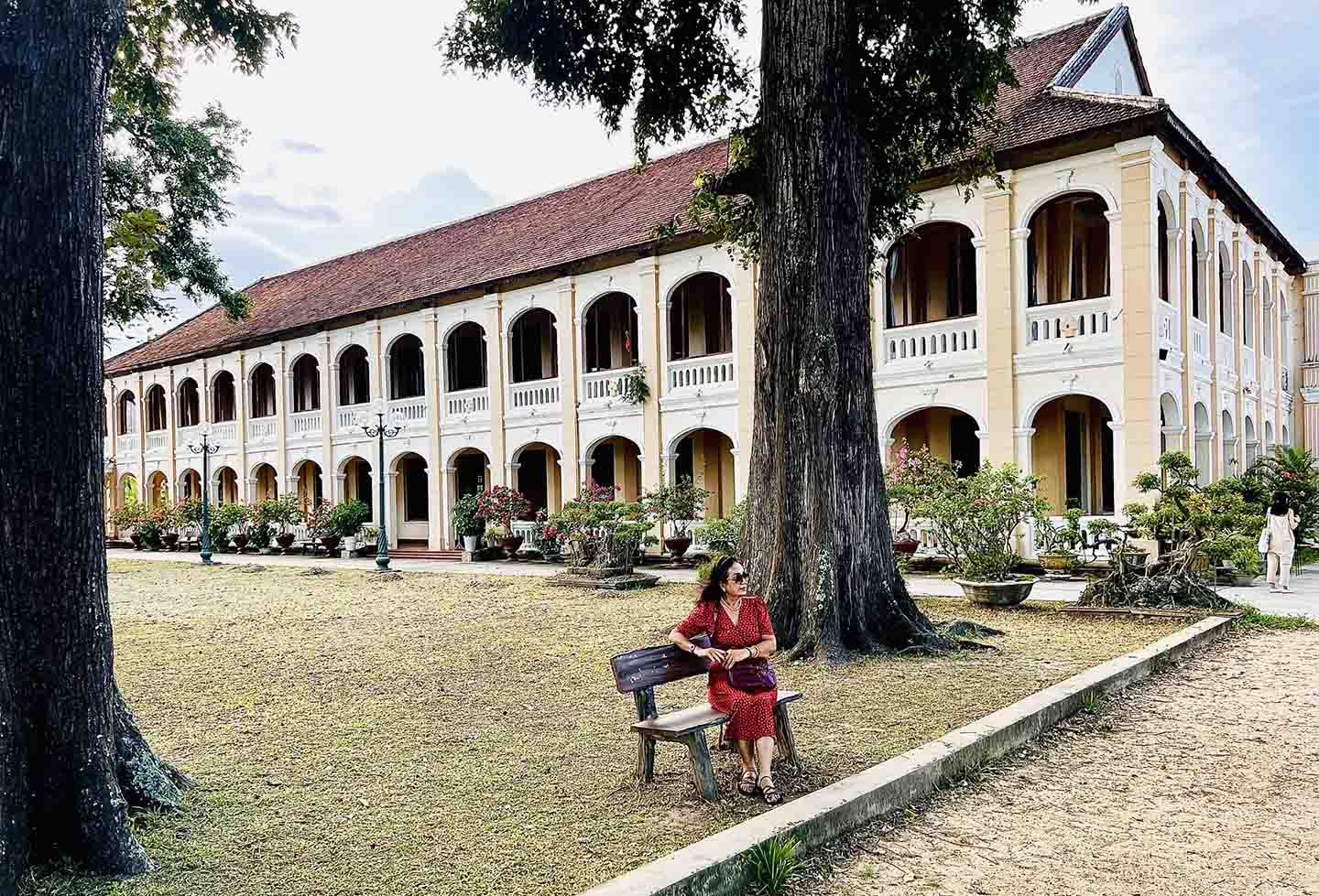 Check in phong cách cổ điển tại Tiểu chủng viện Làng Sông