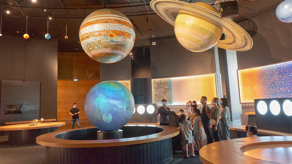 Không gian phòng khám phá hệ mặt trời